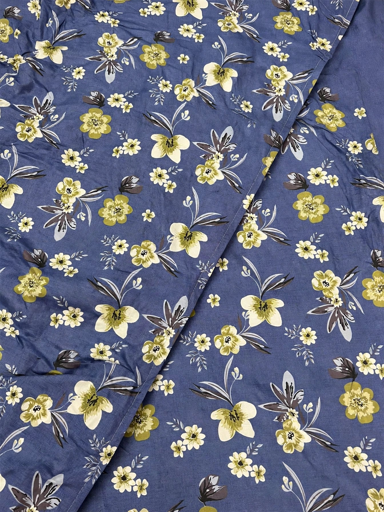 BLUE FLORAL BEDSHEET